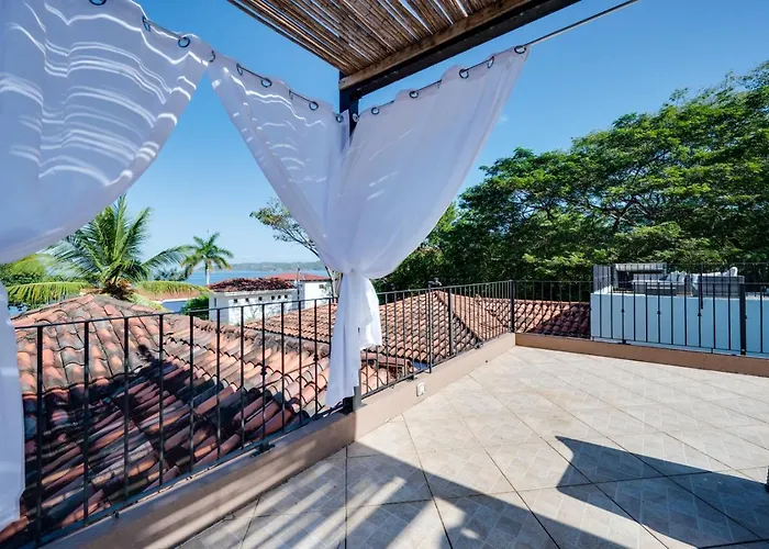Casa Yoha, Private Escape With Pool And Terrace Views Hébergement de vacances